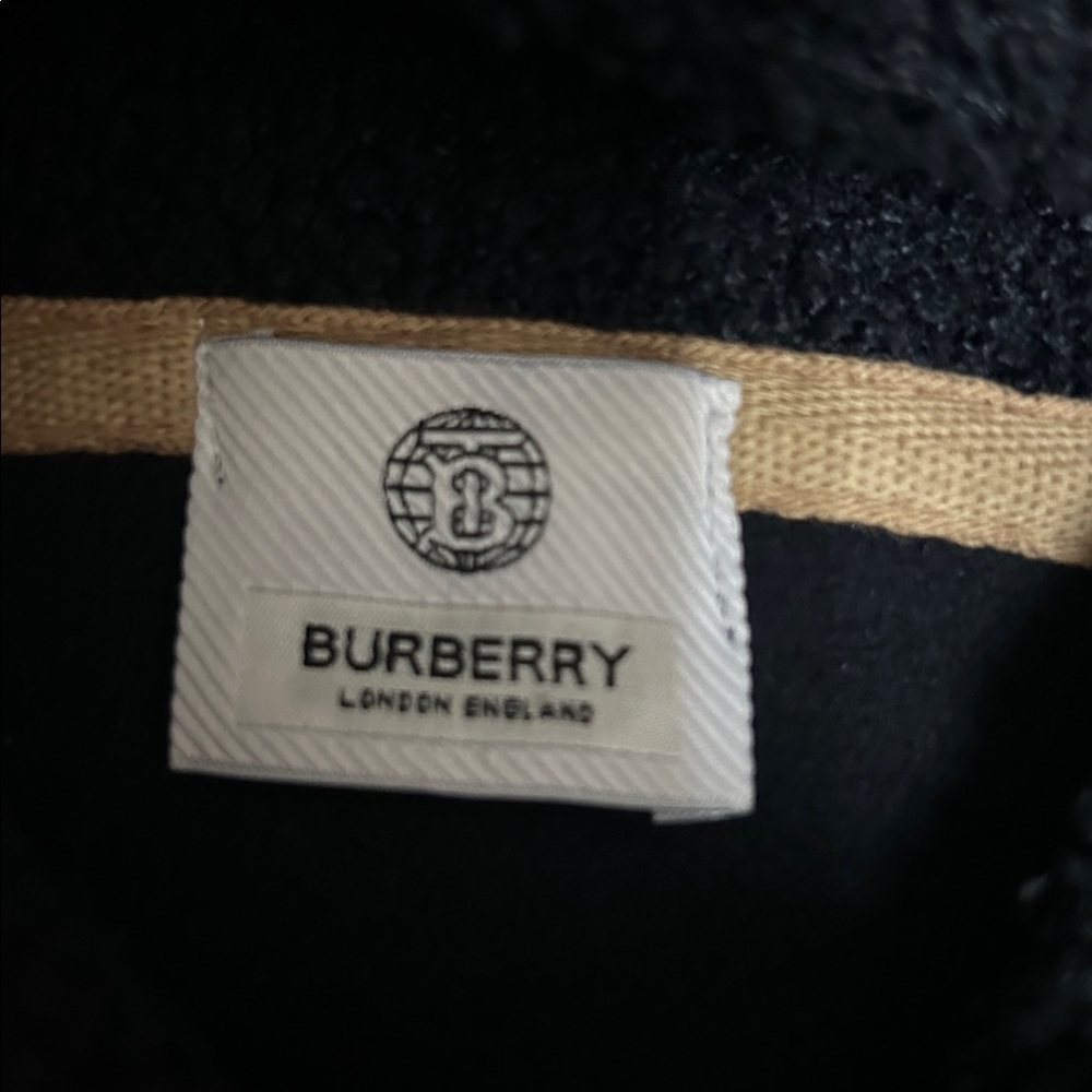 Burberry London England Pullover Black Hoodie - Picture 3 of 6